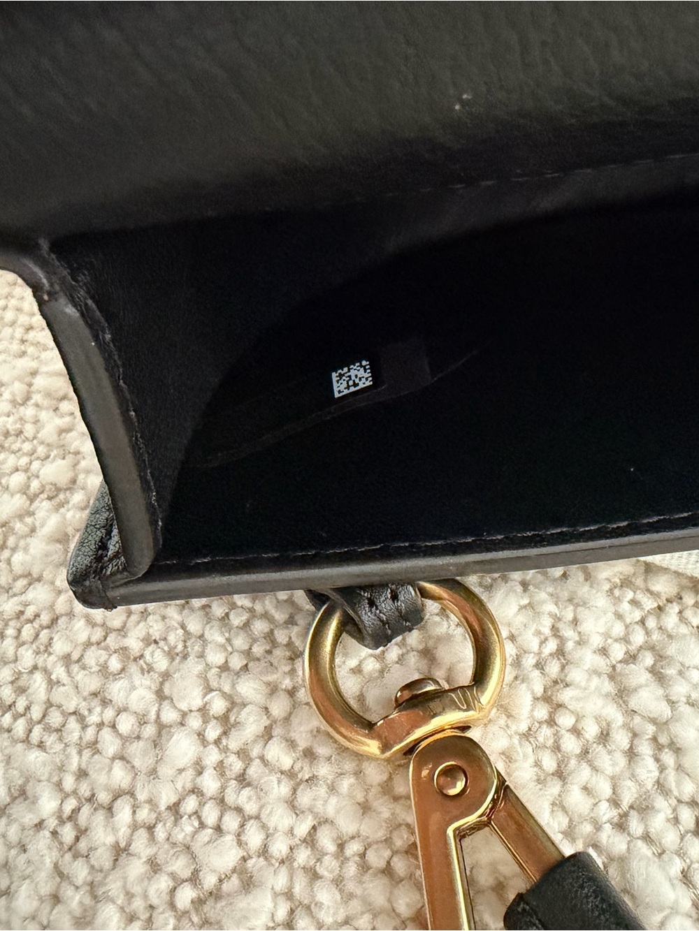 Chloe Nile Small Bracelet Leather Shoulder Bag in Black - Picture 9 of 12